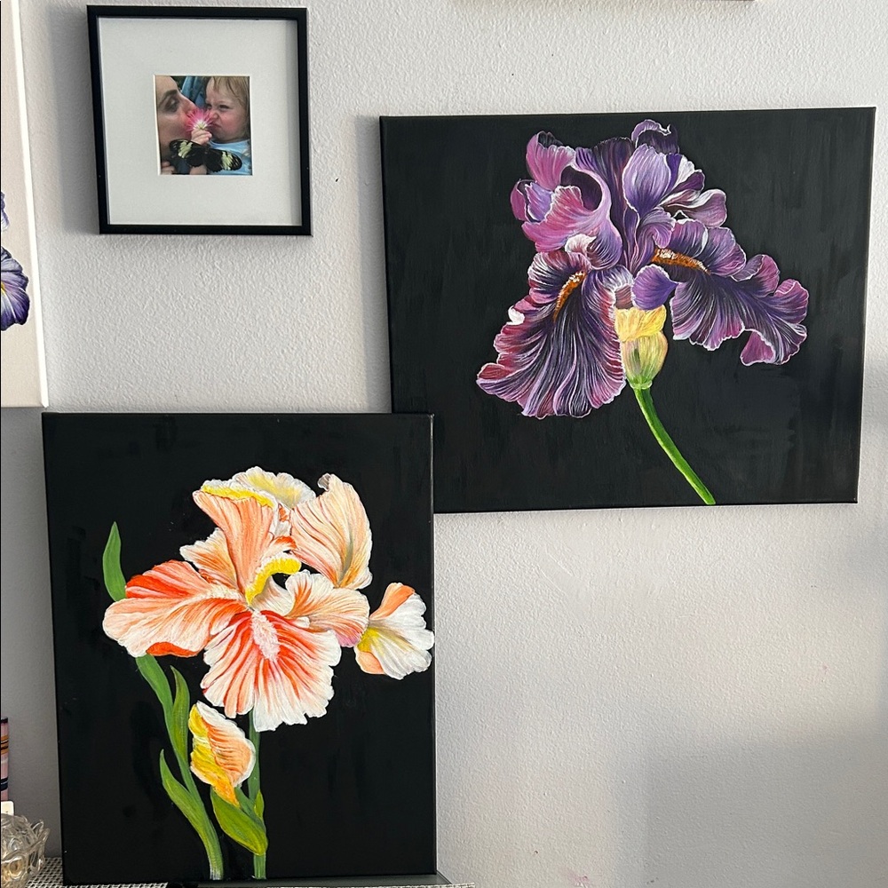 Floral Canvas Art Set with Black Background